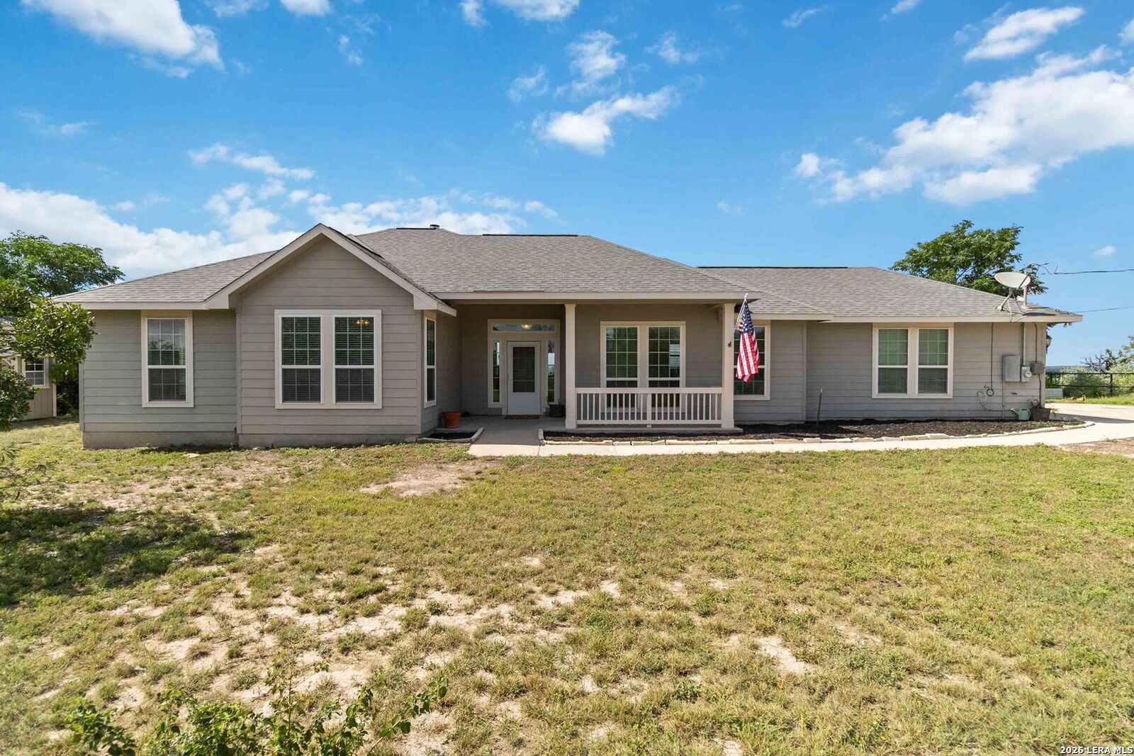 Property Photo:  253 County Road 5720  TX 78009 