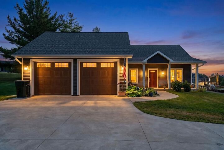 Property Photo: 364 Drumlin Loop WI 54971
