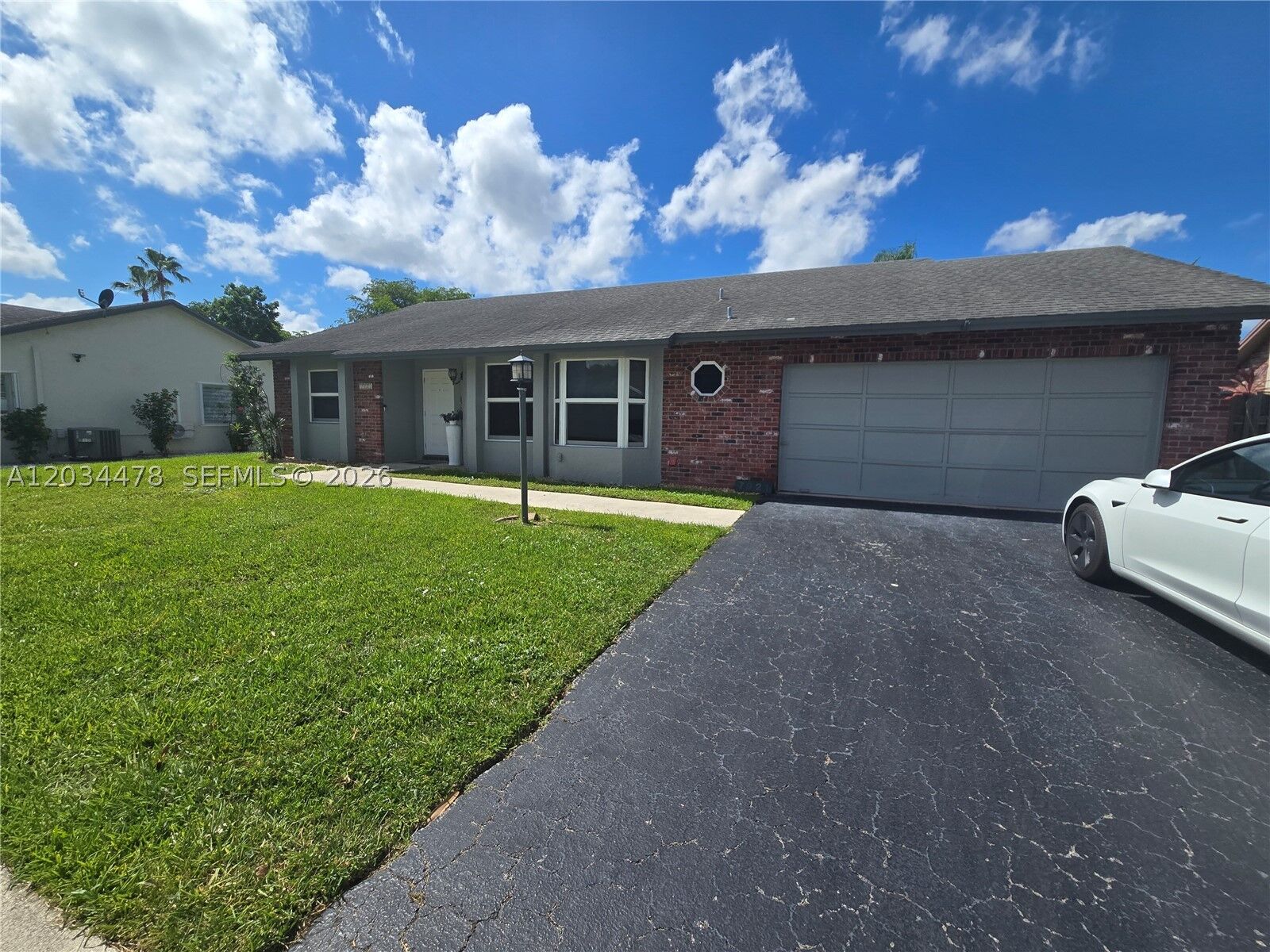 Property Photo:  7921 NW 4th St  FL 33324 