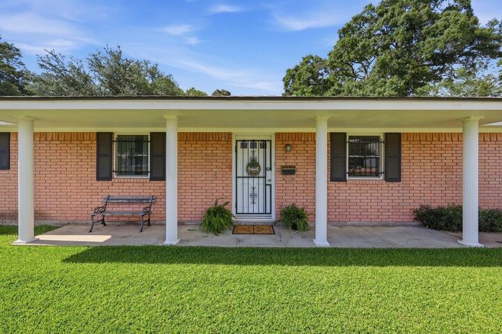 Property Photo:  3580 Calder Ave  TX 77706 