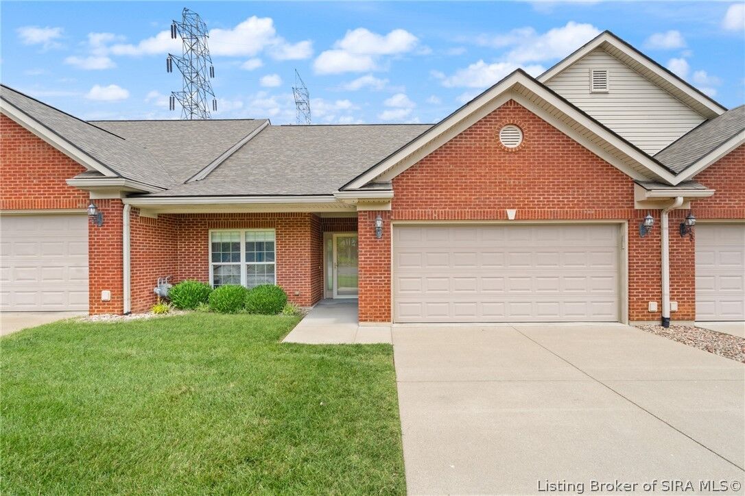 Property Photo:  2128 Pickwick Drive  IN 47150 