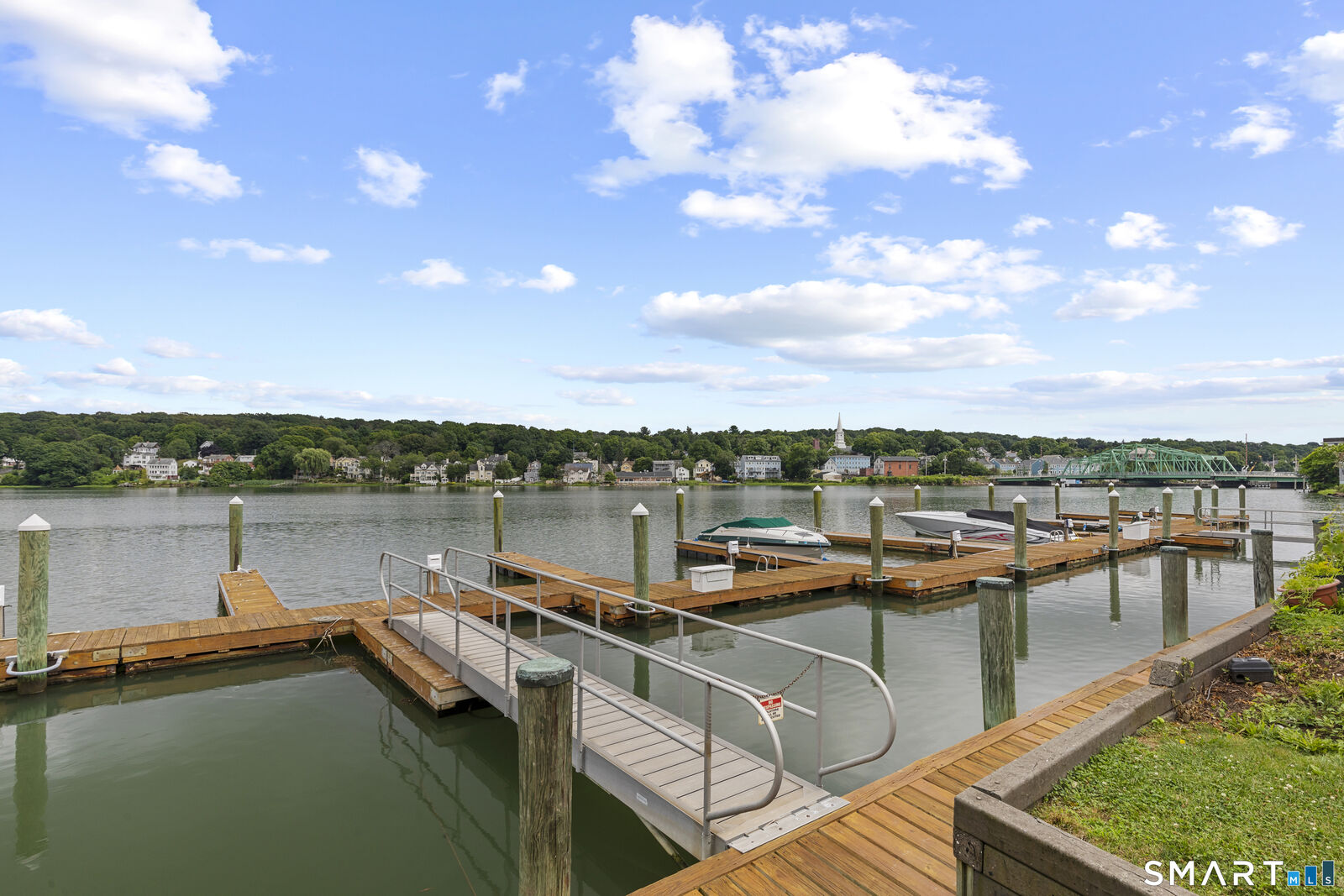 Property Photo: 229 Front Street 1 CT 06513