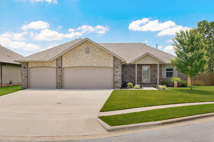 Property Photo: 5664 W Mangrove Street MO 65802