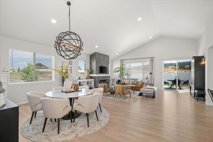 Property Photo:  12158 N Montfort Ave  WA 99218 