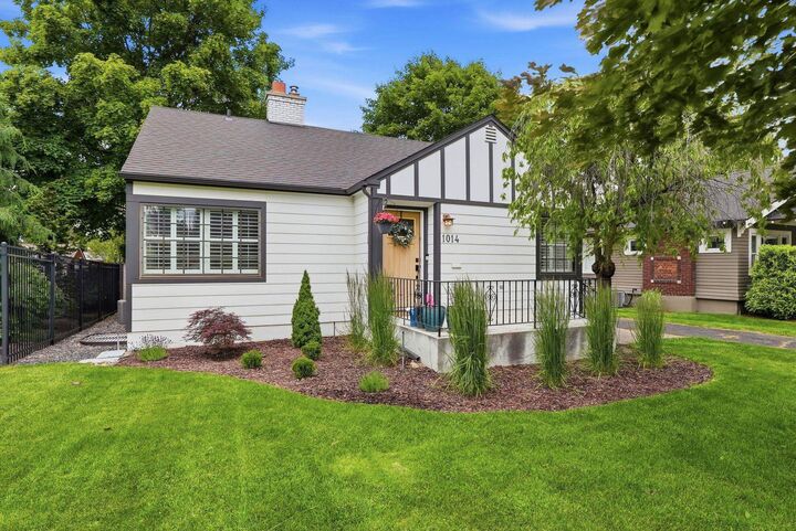 Property Photo:  1014 W 21st Ave  WA 99203 