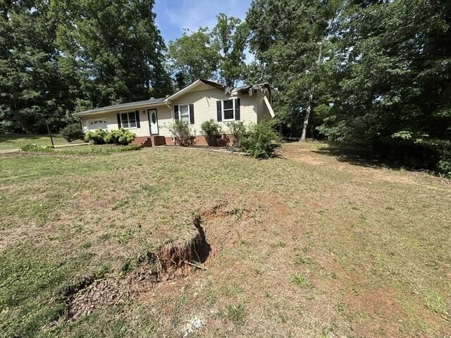 Property Photo:  166 Foxfire Drive  SC 29340 