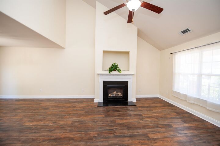 Property Photo:  436 W Rustling Leaves Lane  SC 29376-2768 