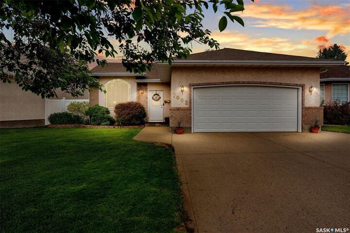 Property Photo: 7002 Maple Wood Crescent SK S4X 4J9