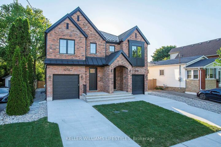 Property Photo: 121 Cathcart Street ON N6C 3M2