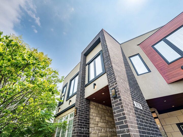 Property Photo: 3176 Stocksbridge Avenue ON L6M 0A7