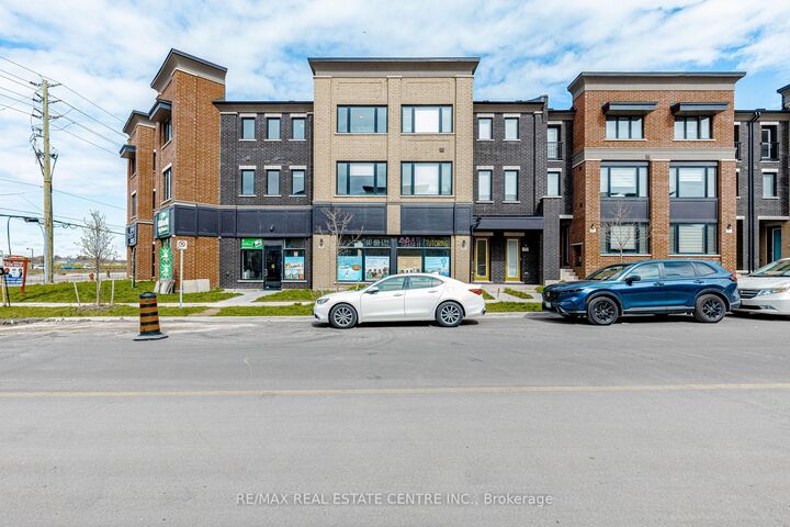 Property Photo: 3 Marvin Avenue ON L6H 0Z6