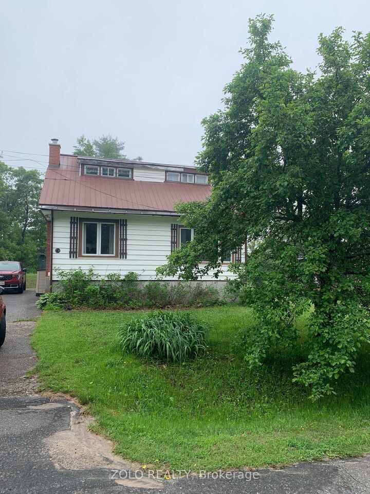 Property Photo: 90 Joseph Street ON P0C 1H0