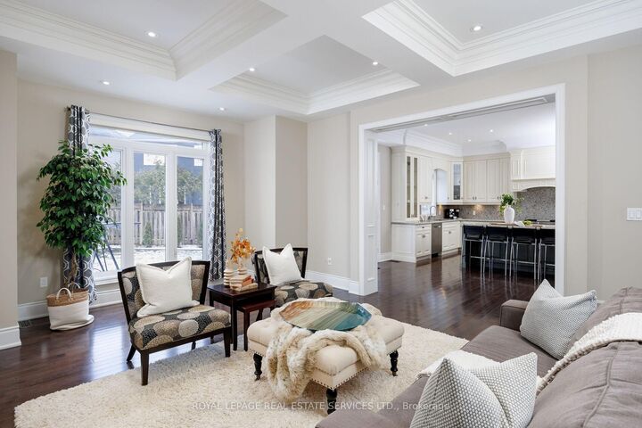 Property Photo: 125 Paliser Court ON L6K 2H1
