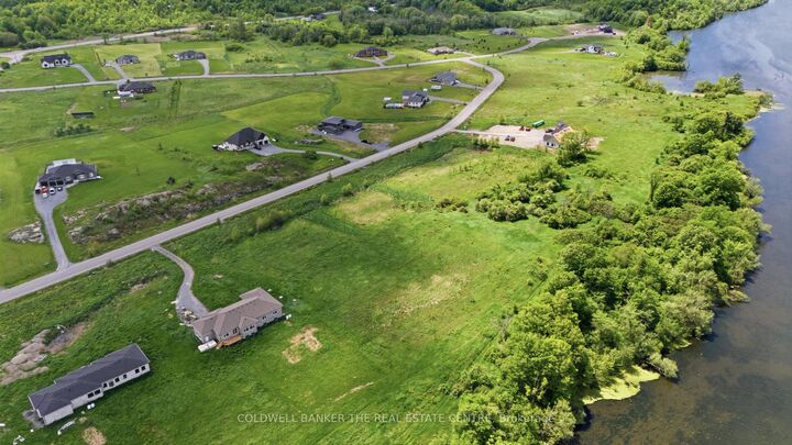 Property Photo:  126 Hineman Street  ON K7L 0G2 