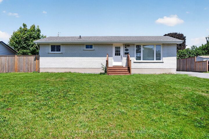 Property Photo: 27 Asbury Road ON K7N 1J8