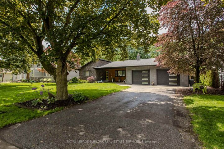 Property Photo: 272 Goodram Drive ON L7L 2J5
