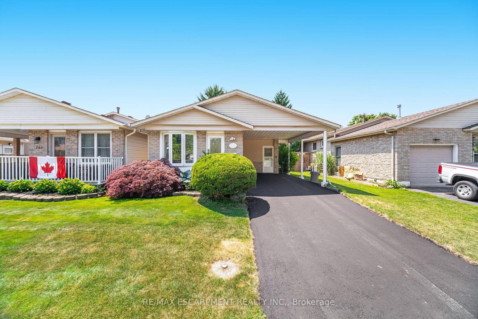 Property Photo: 178 Athenia Drive ON L8J 1V8