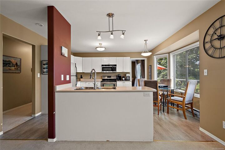 Property Photo: 6599 Central Saanich Rd #A BC V8Z 5V1