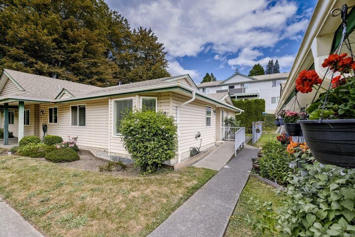 450 Gail Pl #3 — photo 1