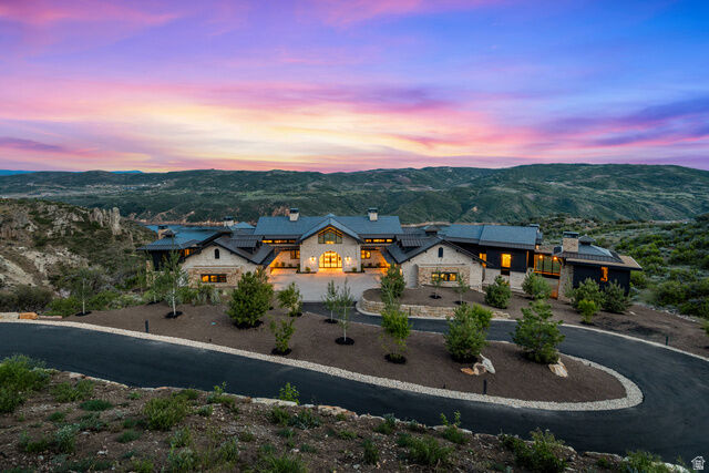 Property Photo: 8988 N Sleeping Rock Cir UT 84036