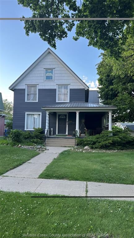 39 Russell Street — photo 1