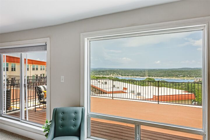 Property Photo:  3216 Poe Cove 4D  TX 78645 