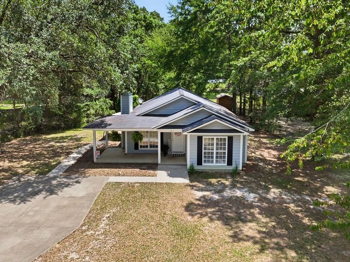 Property Photo:  107 Nacoochee Drive  GA 31763 