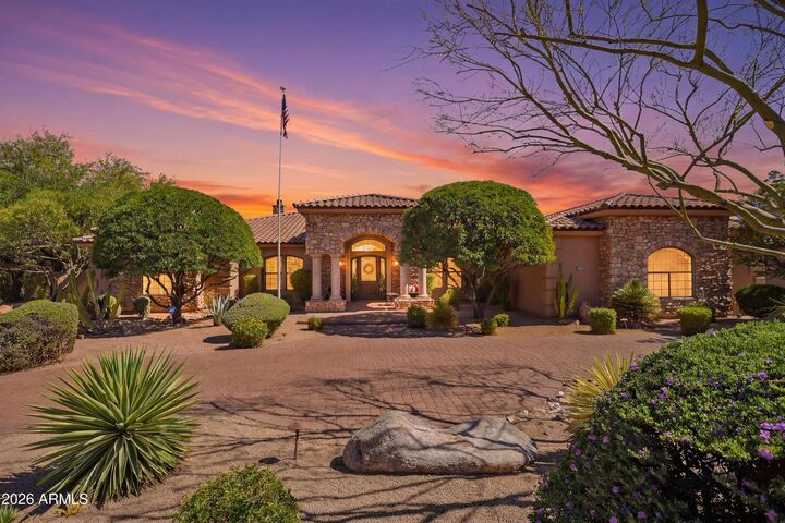 Property Photo:  13044 E Cochise Road  AZ 85259 