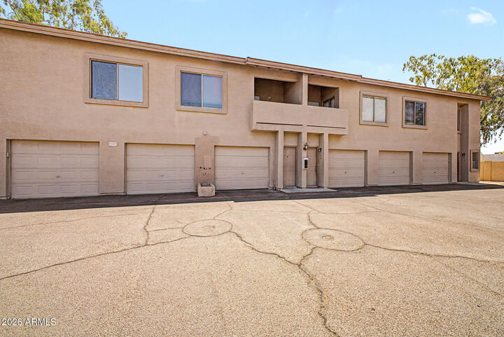 Property Photo:  1406 W Emerald Avenue 121  AZ 85202 