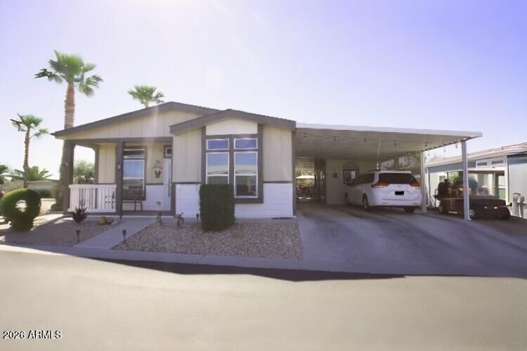 Property Photo: 1837 N Thornton Road Mh05 AZ 85122