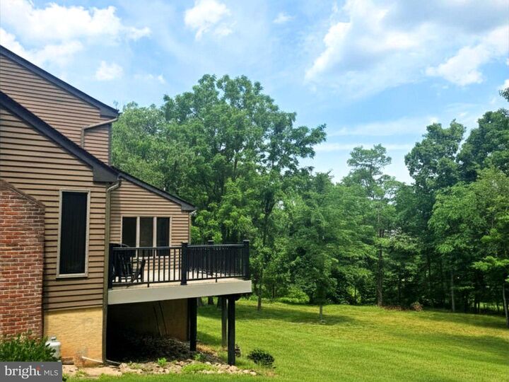 Property Photo:  84 Skoures Lane  PA 18940 