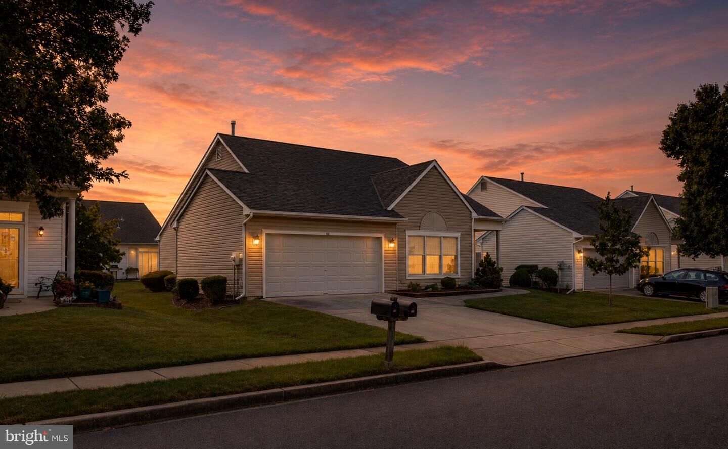 Property Photo:  62 Lantern Lane  NJ 08022 