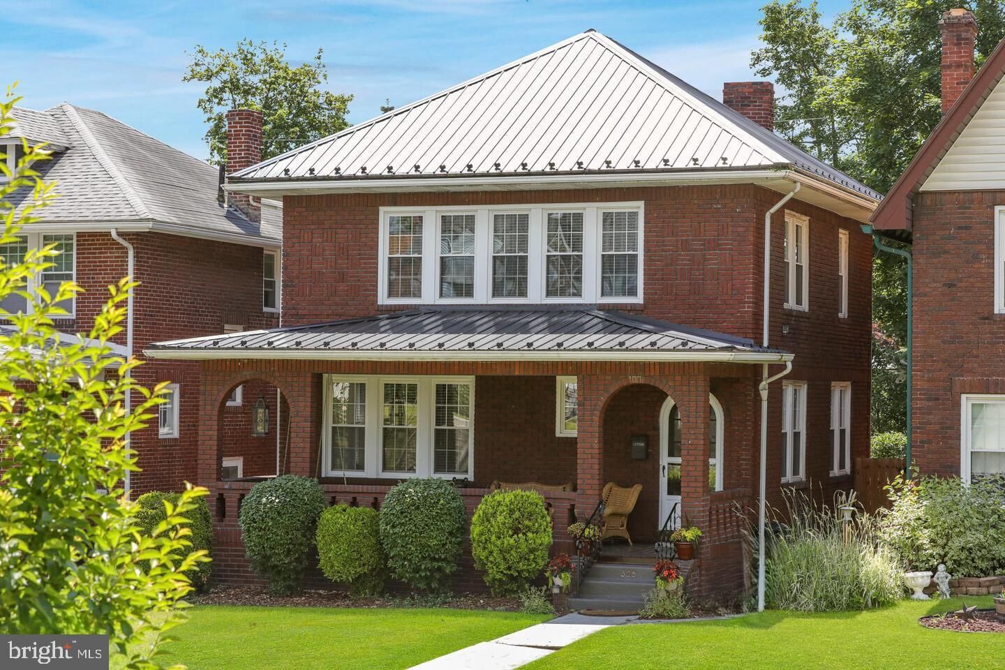 Property Photo:  525 Louisiana Avenue  MD 21502 