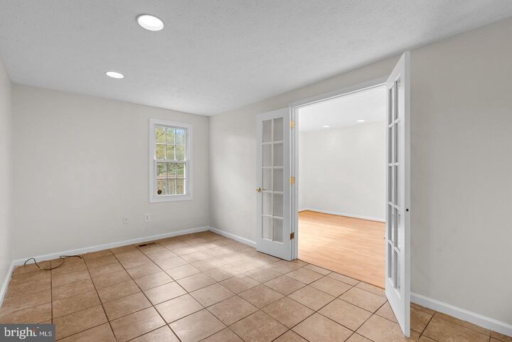 Property Photo:  14205 Castlemoor Court  MD 20866 