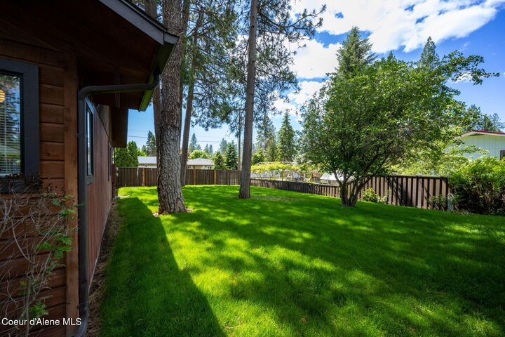 Property Photo: 1130 E Timber Ln 7 ID 83815