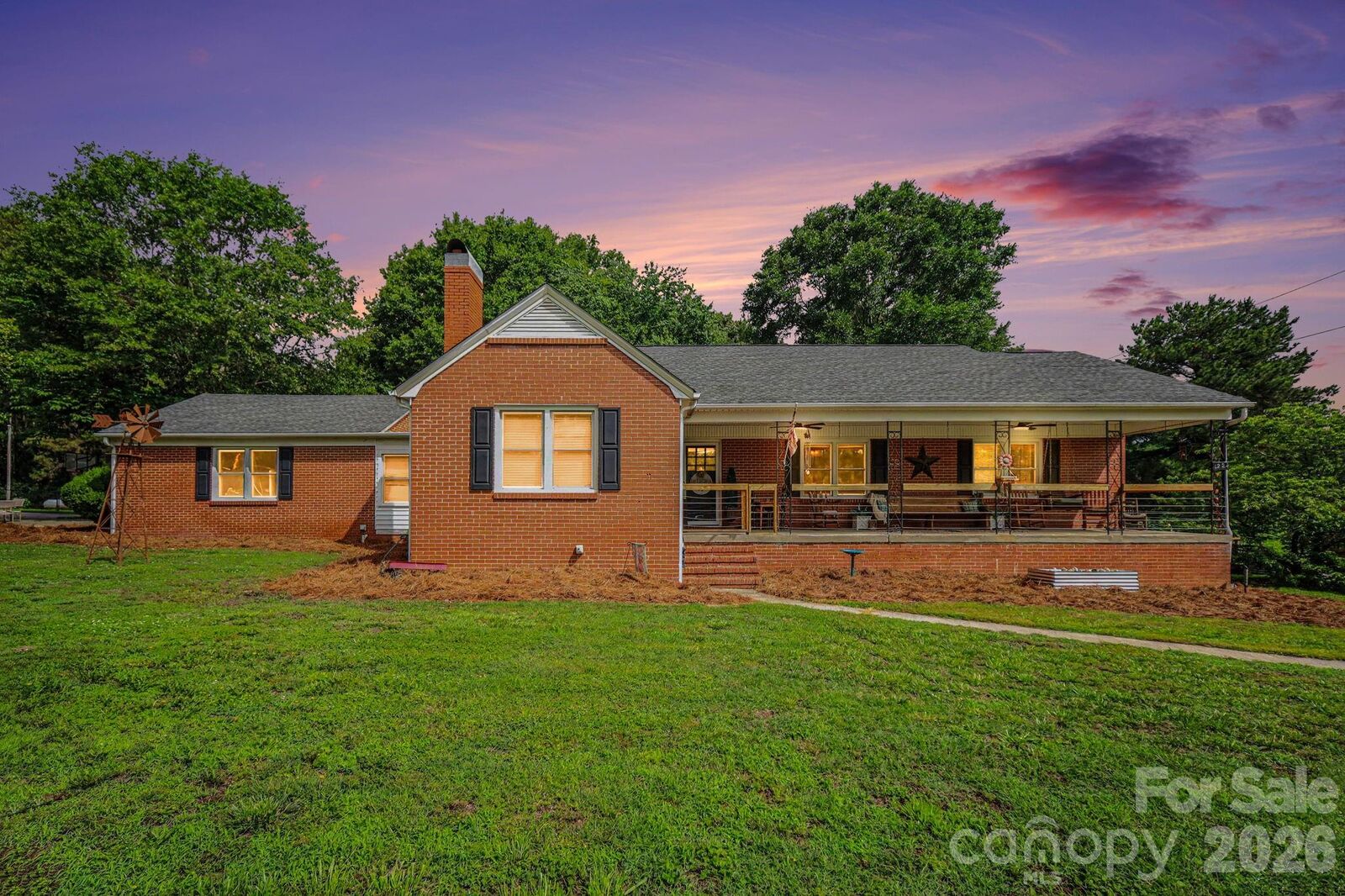 Property Photo: 1224 Petes Road NC 28092
