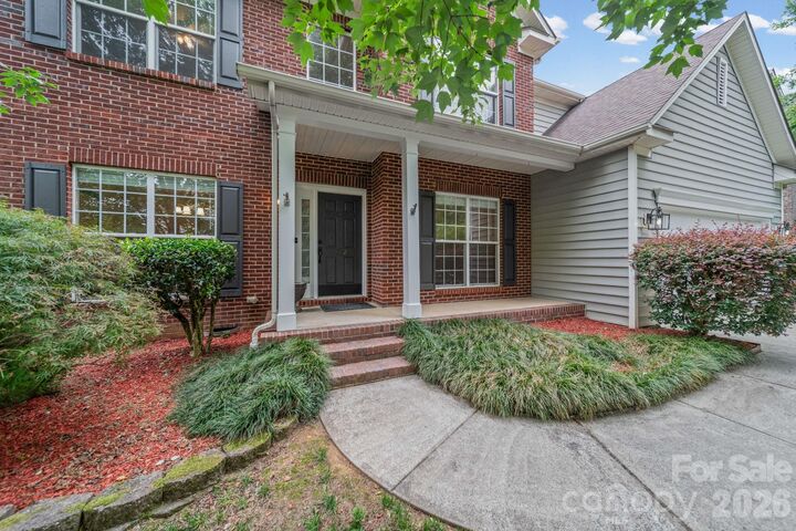 Property Photo:  412 Amersham Lane  NC 28173 