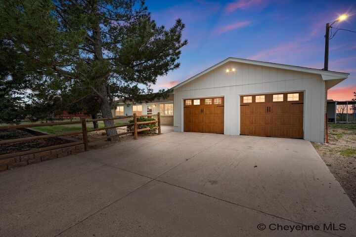Property Photo: 3123 Crazy Horse Rd WY 82009