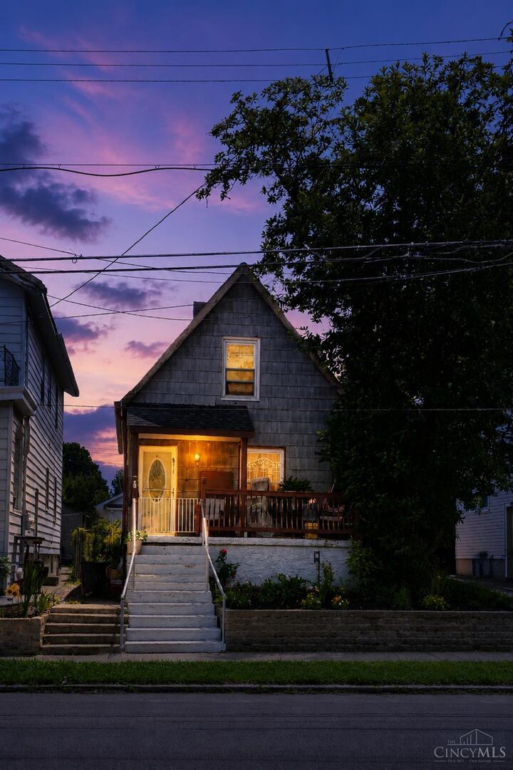 Property Photo: 5338 Section Avenue OH 45212