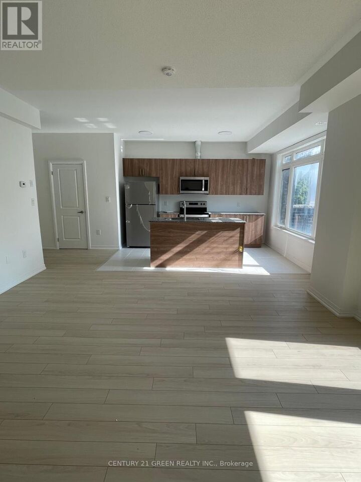 Property Photo:  6 Sidney Rose Common  ON L2T 0B3 
