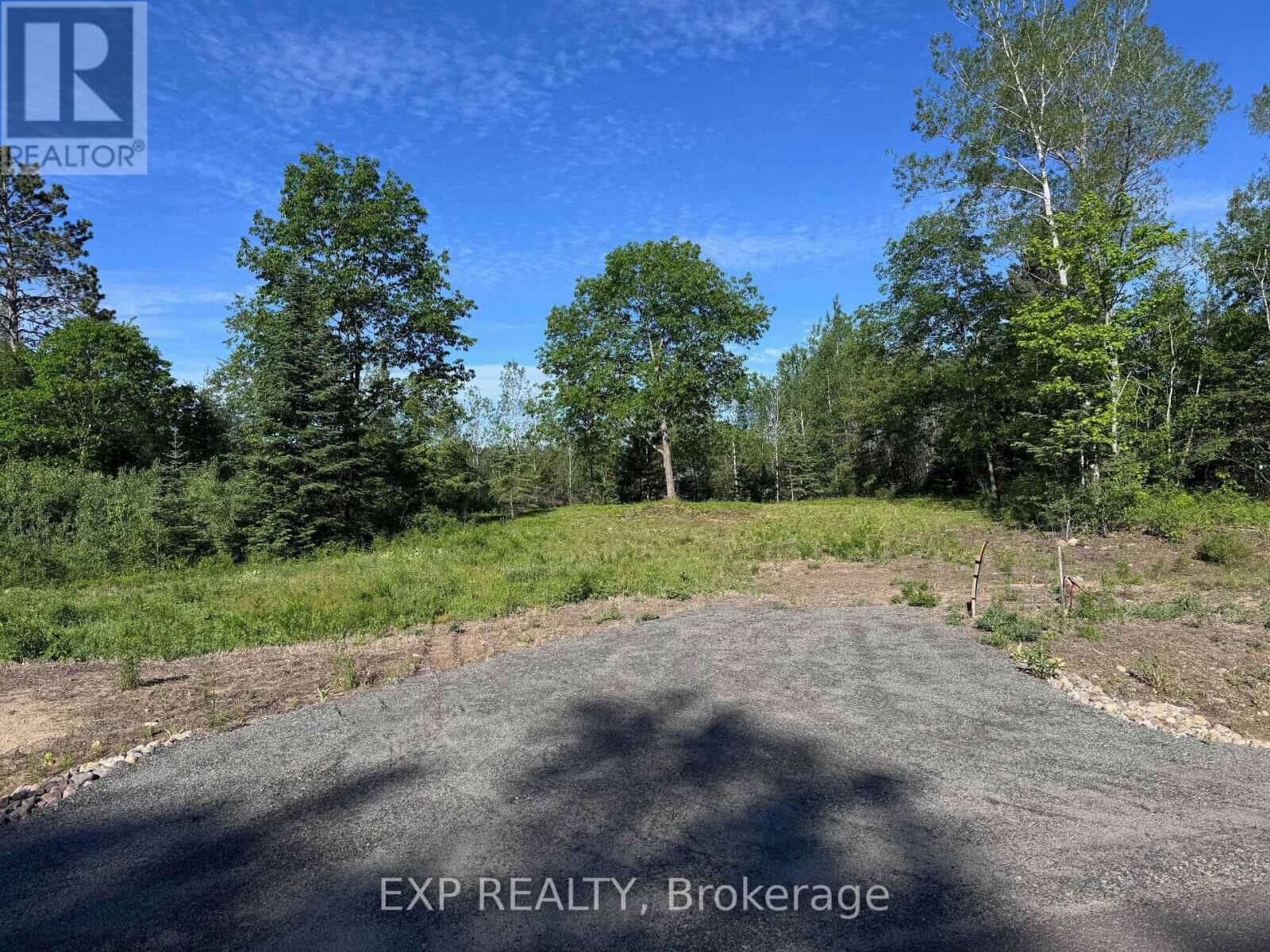 Property Photo:  71 Yantha Crescent  ON K0J 1B0 