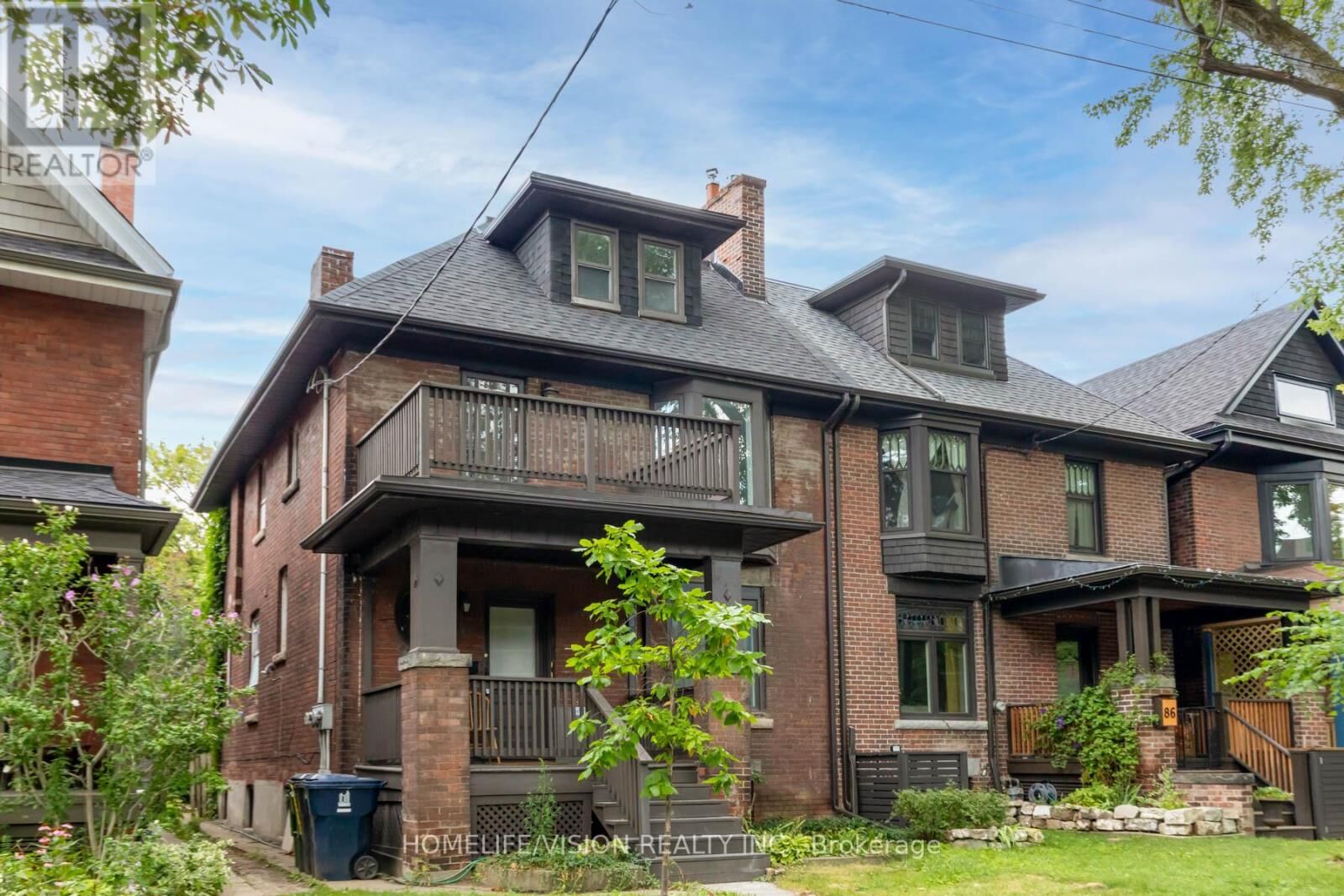 Property Photo:  88 Pearson Avenue Main  ON M6R 1G5 