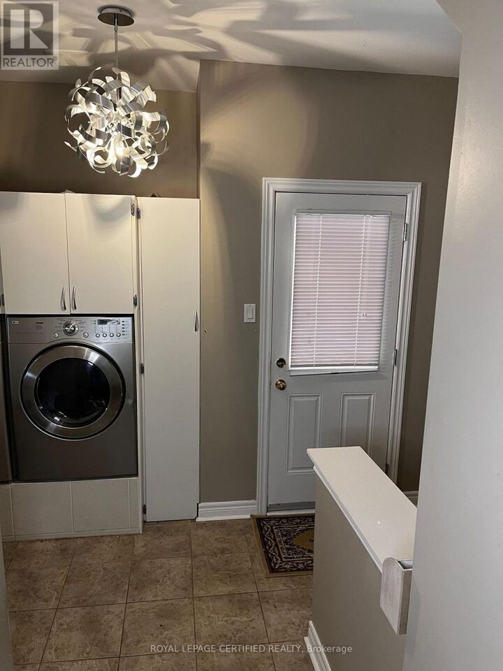 Property Photo: 31 Everingham Circle Bsmt ON L6R 0R7