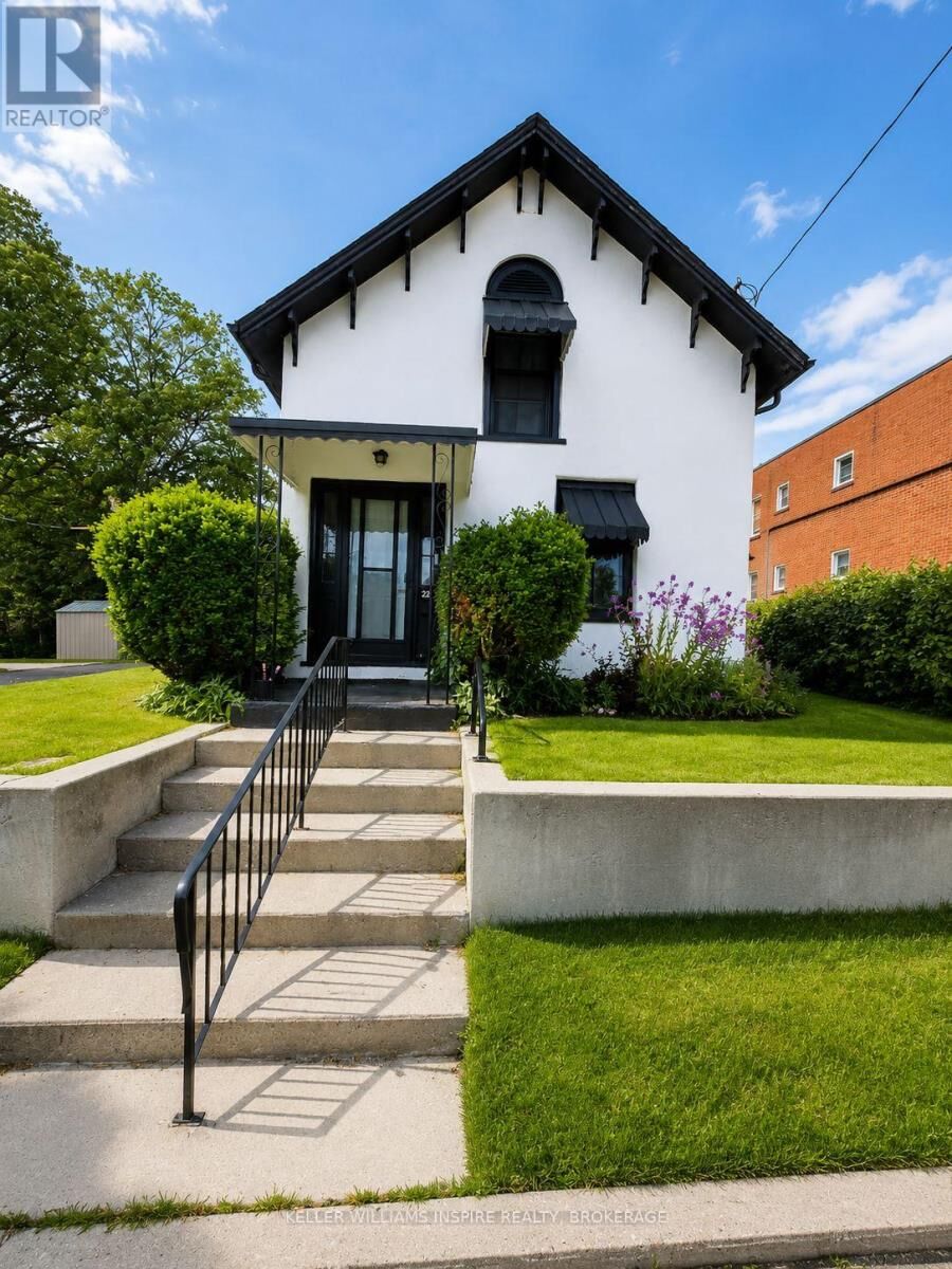 Property Photo:  22 McColl Street A  ON K8V 5L3 