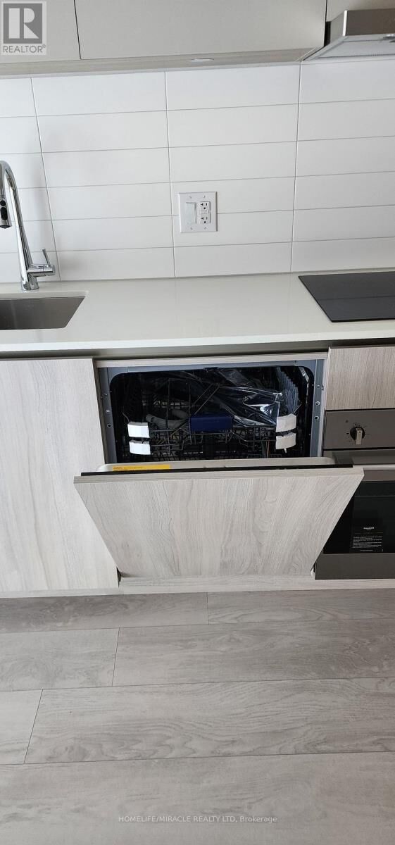 Property Photo:  47 Mutual Street 303  ON M5B 0C6 