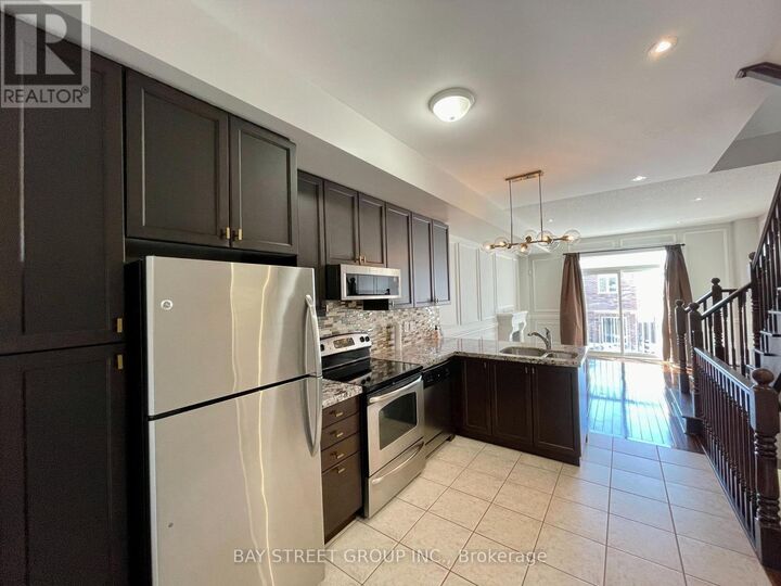 Property Photo:  2410 Woodstock Trail 9  ON L6M 0L3 