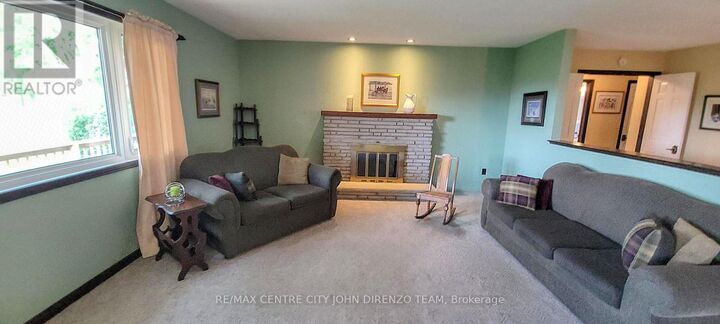 Property Photo:  22 Caverly Road  ON N5H 2P4 