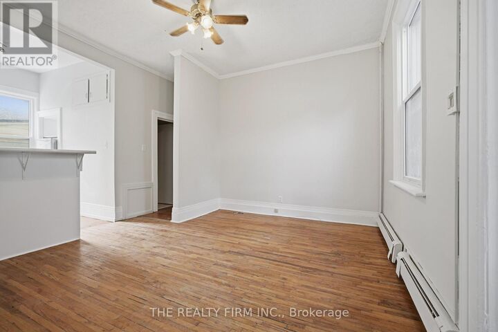Property Photo:  22 Victor Street 2  ON N6C 1B7 