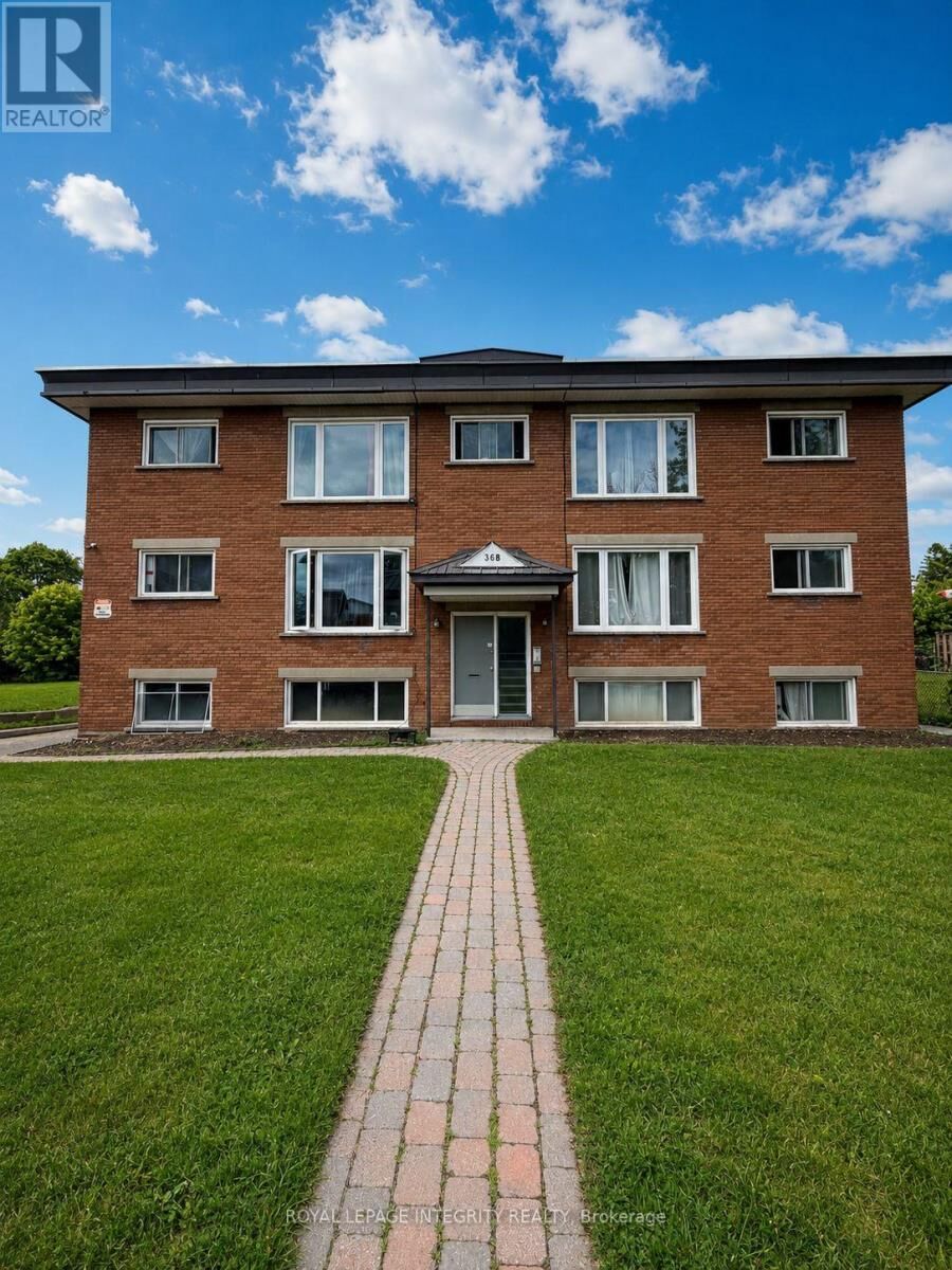 Property Photo:  368 Belisle Street 1  ON K1L 6V2 