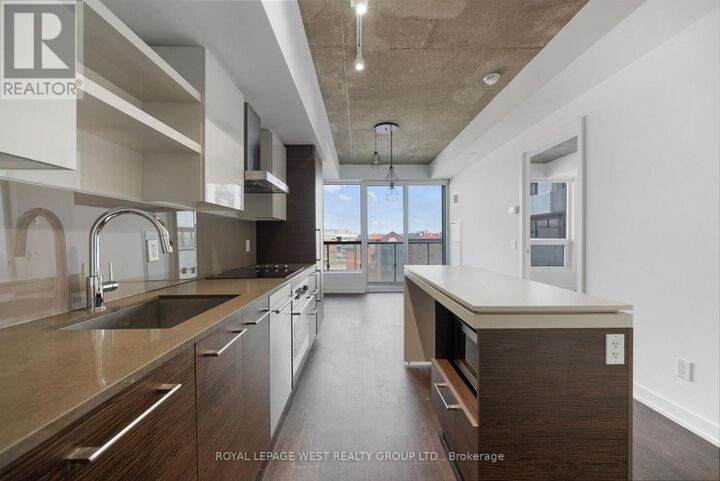 Property Photo:  1030 King Street 835  ON M6K 0B4 